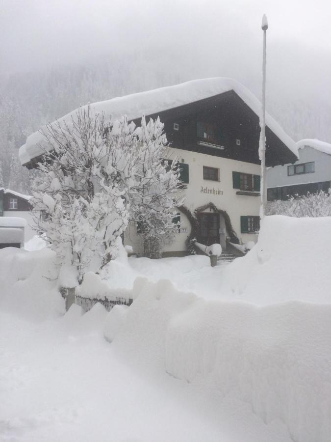 Arlenheim Hotel ซังคท์อันทอนอัมอาร์ลแบร์ก ภายนอก รูปภาพ